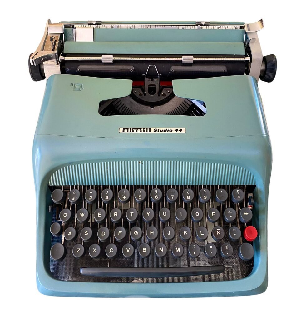 Olivetti Studio 44 Typewriter | 1950s Restored Model