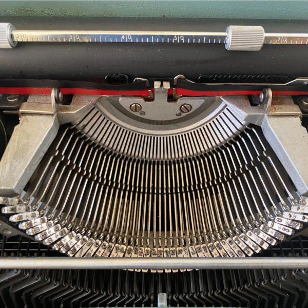 Máquina de Escribir Olivetti Lettera 32 Vintage | Años 60 - Imagen 8