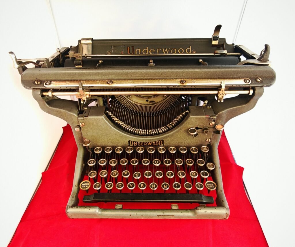 Underwood No. 5 Typewriter | 1920s Classic Restored