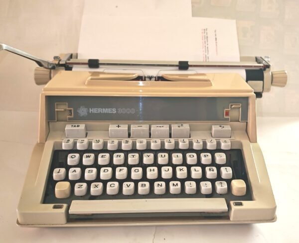 Máquina de Escribir Vintage Hermes 3000 | Modelo Años 70 - Image 8