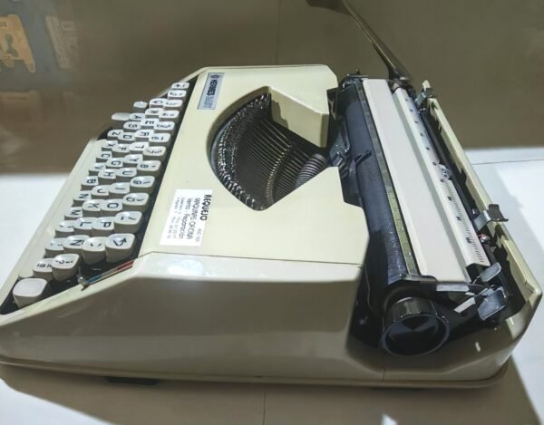Máquina de Escribir Hermes Baby | Modelo Años 80 - Image 4
