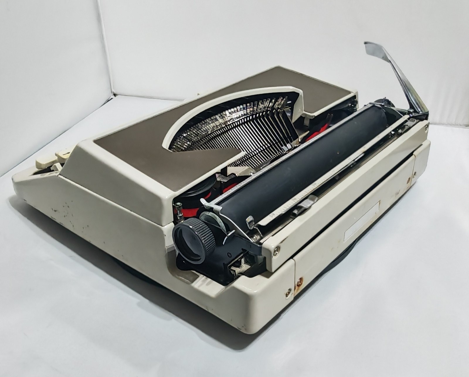 Máquina de escribir - Royal 200 Portátil - Image 5